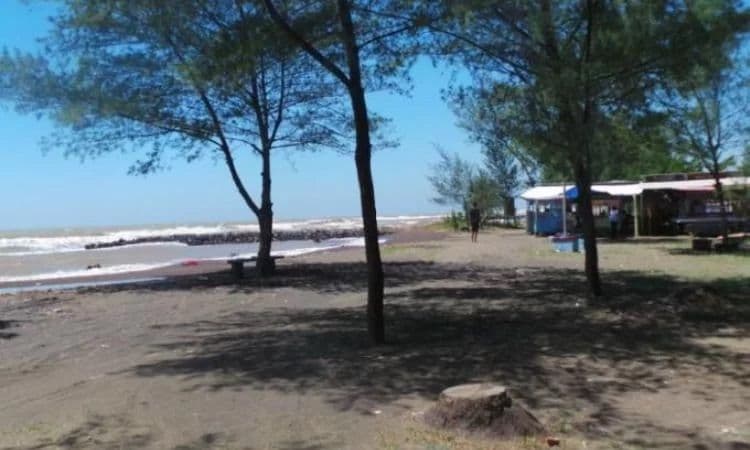 images/wisata/Pantai-Depok-Pekalongan
