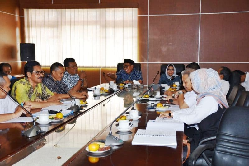 images/2019/berita/03/rakor_tanggul-2