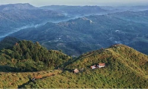 images/wisata/Bukit-Pawuluhan-Pekalongan